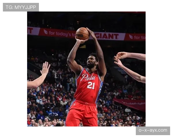 沙勒罗瓦边路进攻势如破竹，状态回暖火力全开