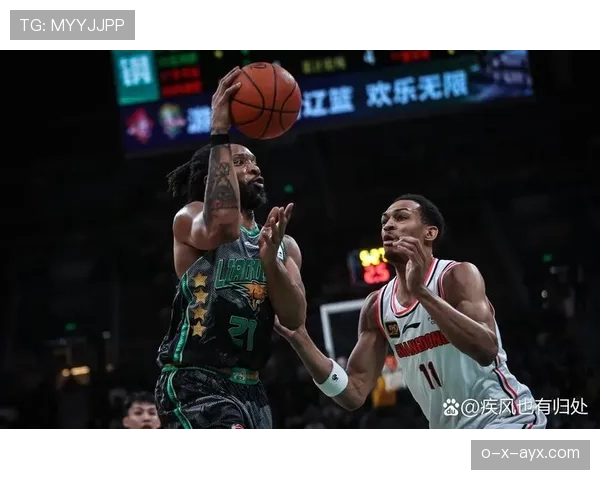 新赛季揭幕在即，球队公布全新阵容，群星云集引球迷热盼