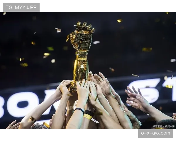 欧洲杯传奇再现：历届冠军球队的辉煌征程与经典时刻